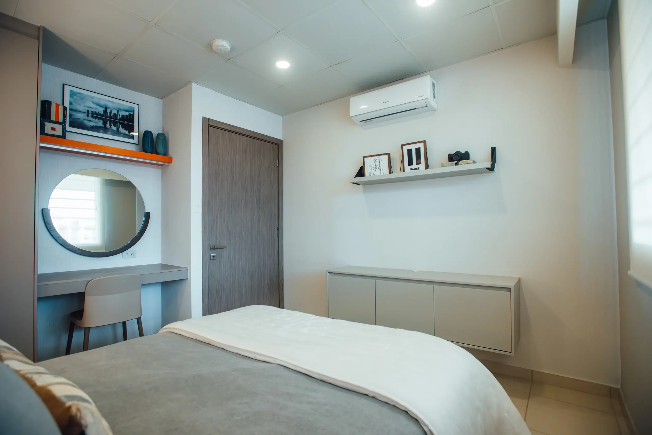 Cristina Interior 8