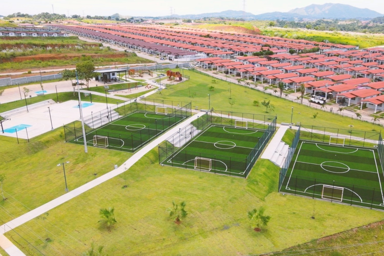 Vista aérea de sports center de Brisas del Golf Arraiján.