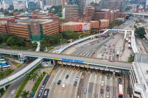 Avenidas que muestran transporte y conectividad